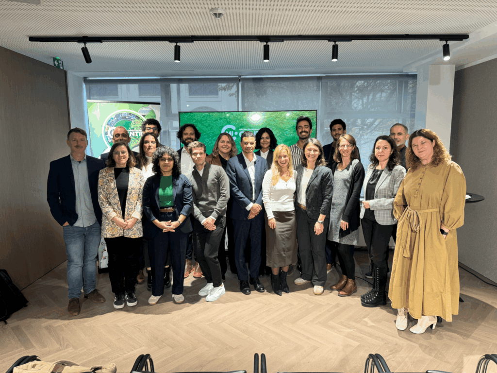UMTC network group photo